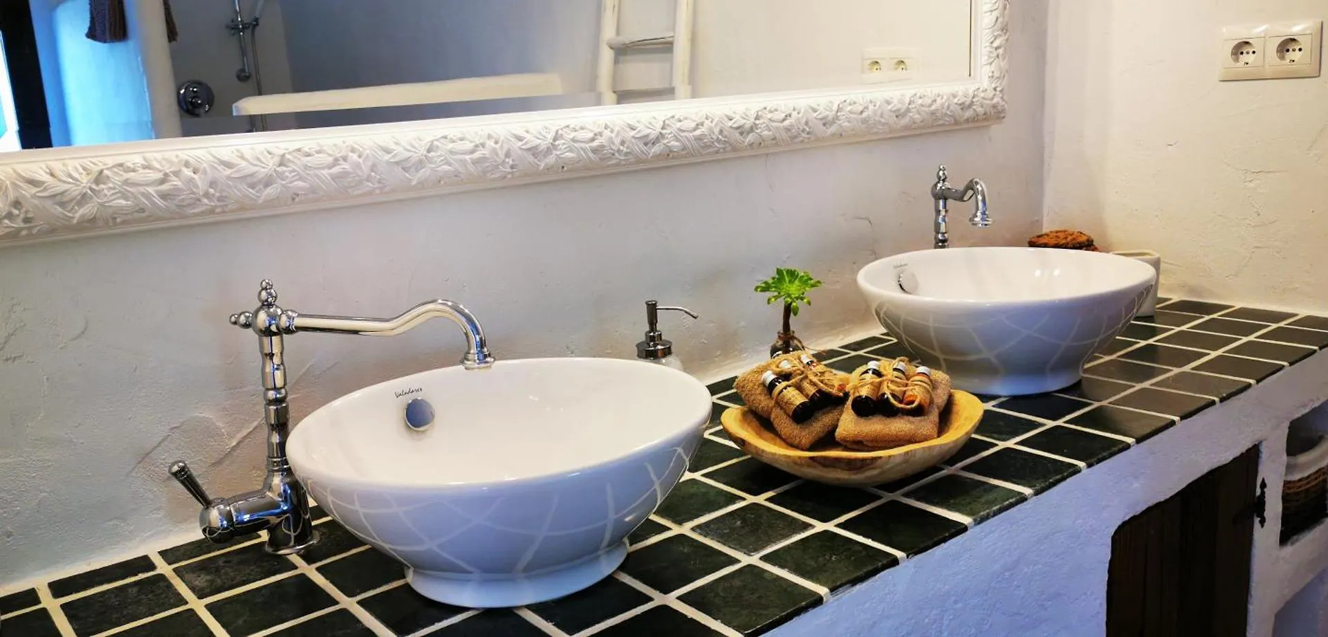 Roca Verde, Boutique Bed & Breakfast (Adults Only) Alhaurin de la Torre 3*,